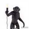 Monkey stående bordslampa svart